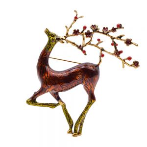 מצאתי המלצות וקופנים מרחבי הרשת תכשיטים -jewelry CINDY XIANG Christmas Deer Brooch Enamel Reindeer Sika Deer Brooch Cute Beautiful Animal Pin Winter Jewelry Pins