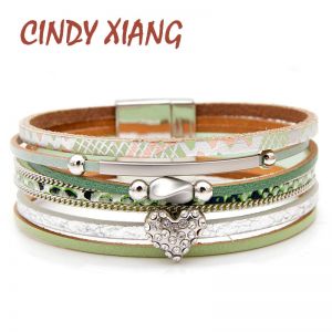 מצאתי המלצות וקופנים מרחבי הרשת תכשיטים -jewelry CINDY XIANG New Arrival Rhinestone Heart Leather Bracelets For Women Summer Style Fashion Cuff Bangles Wide Bracelet Good Gift