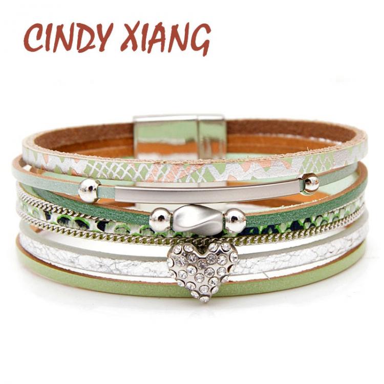 מצאתי המלצות וקופנים מרחבי הרשת תכשיטים -jewelry CINDY XIANG New Arrival Rhinestone Heart Leather Bracelets For Women Summer Style Fashion Cuff Bangles Wide Bracelet Good Gift